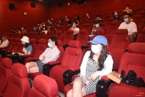 人与性影院已婚,已婚夫妇探索人性影院的私密旅程